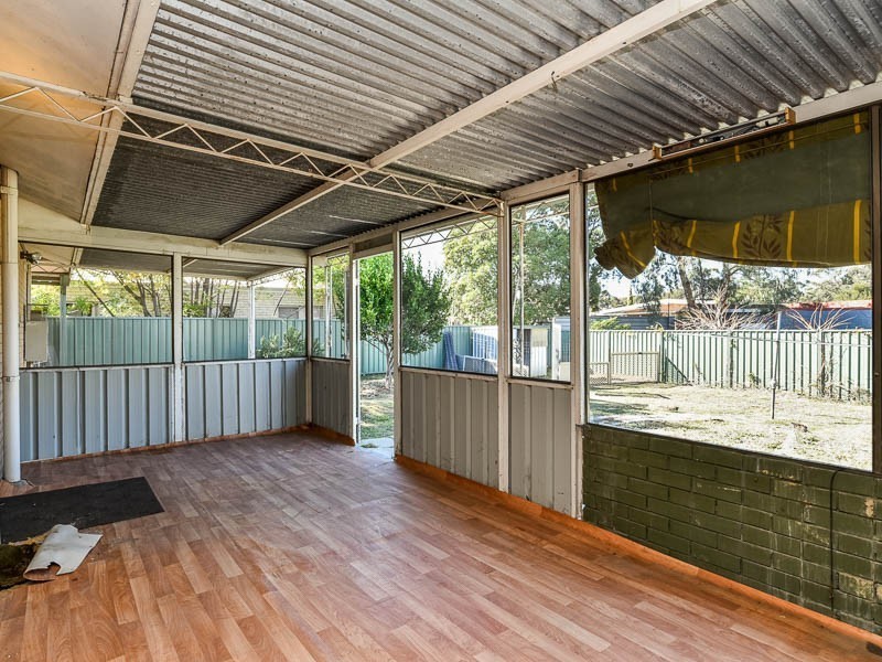 50 Dudley Road, Kenwick WA 6107