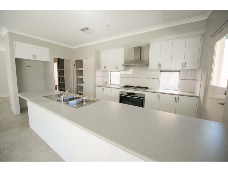 14a Clarke Street, East Cannington WA 6107