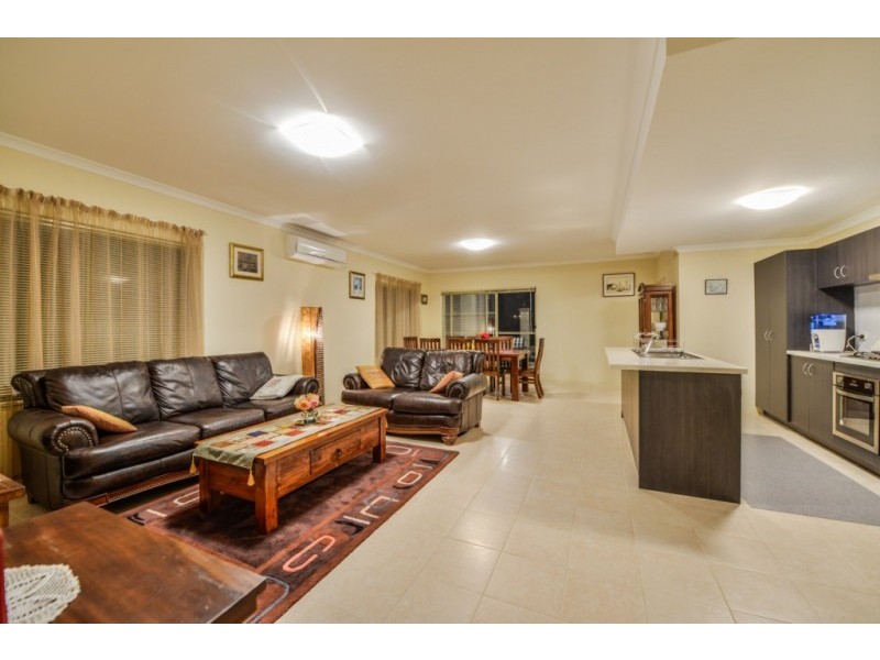 4 Bottrell Way, Canning Vale WA 6155