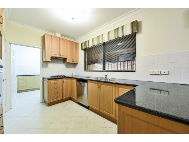 13b Corona Crescent, Cannington WA 6107