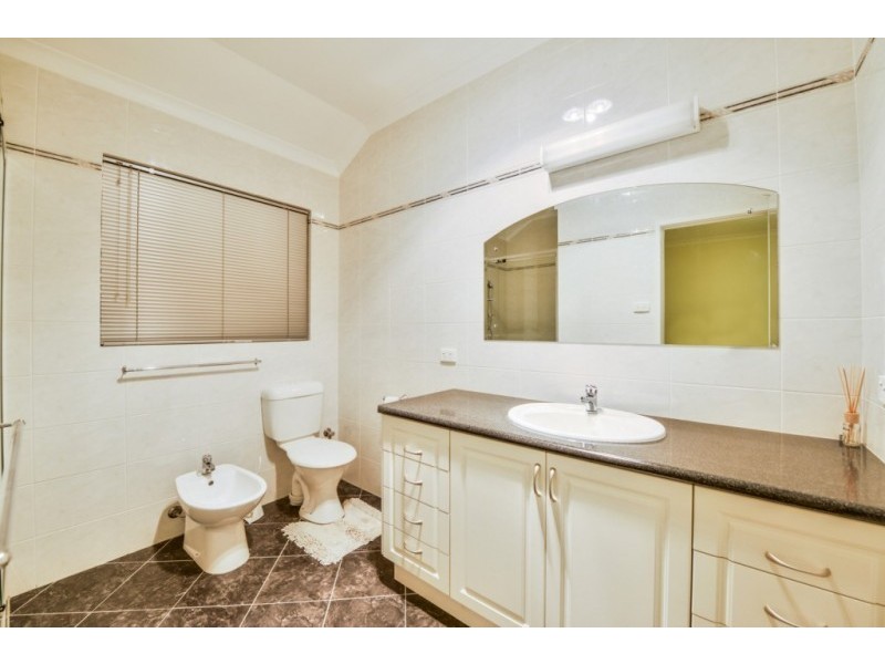 13b Corona Crescent, Cannington WA 6107