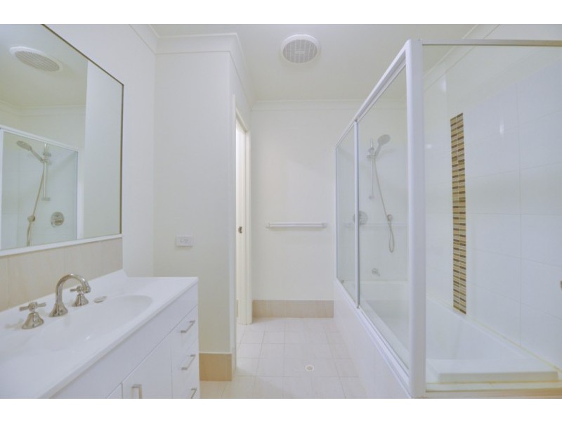 3/128 Wharf Street, Cannington WA 6107