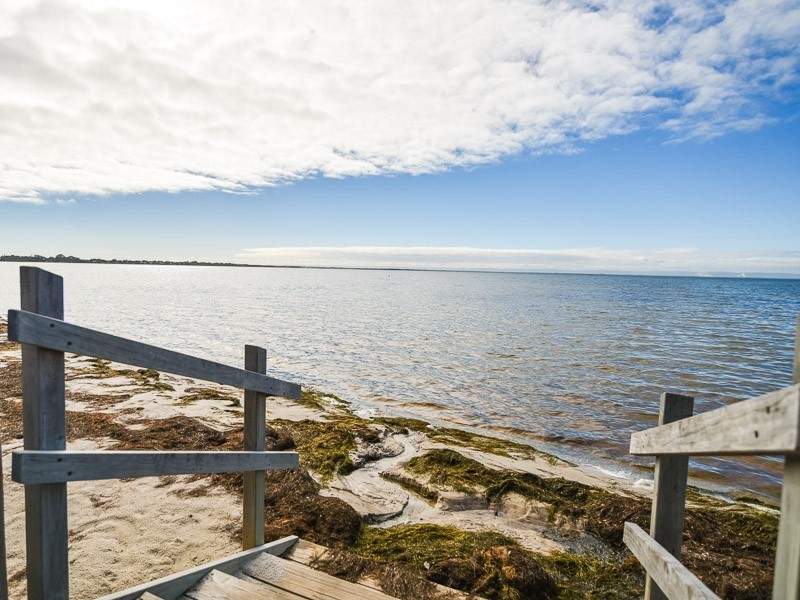 11 Cujong Road, Falcon WA 6210