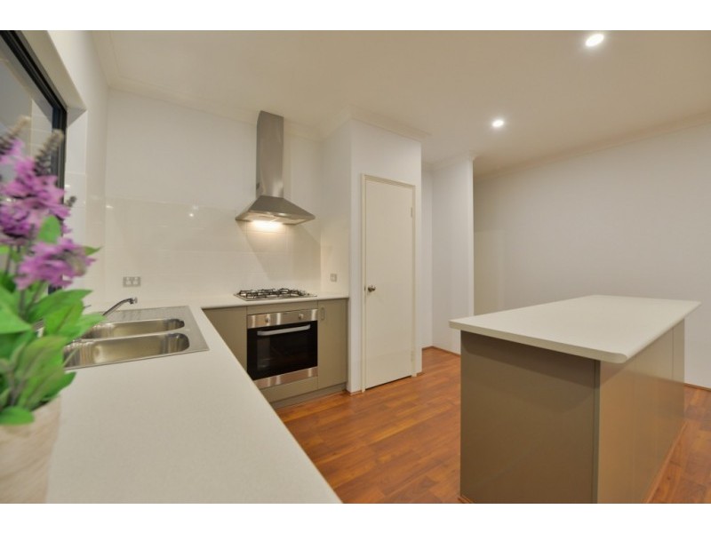 15a Kelly Street, Cloverdale WA 6105