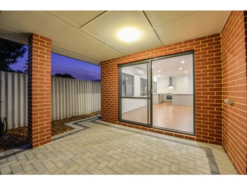 15a Kelly Street, Cloverdale WA 6105