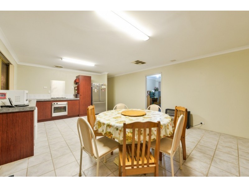 38 Ruby Avenue, Langford WA 6147