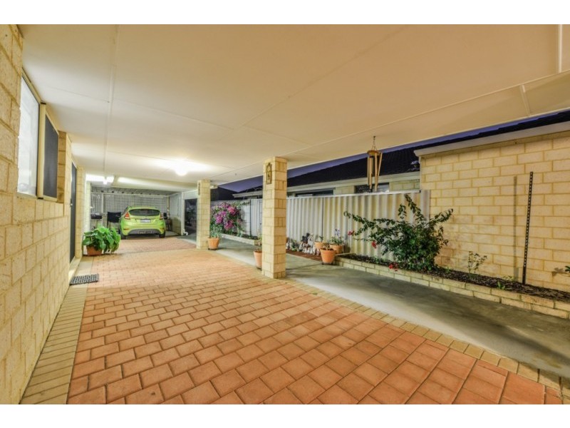 38 Ruby Avenue, Langford WA 6147