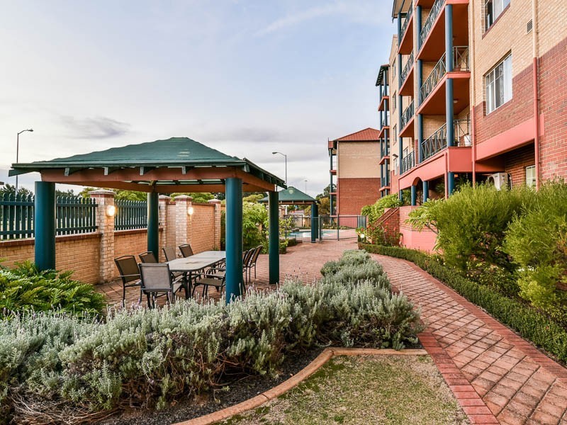 221/7 Heirisson Way, Victoria Park WA 6100