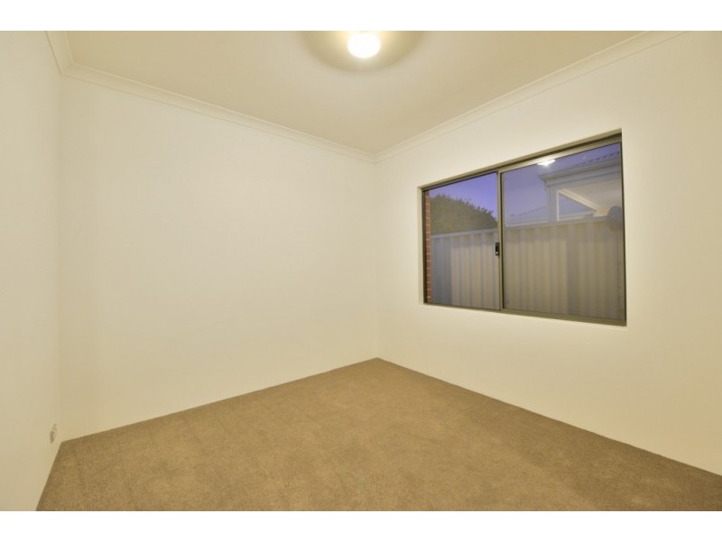 15a Kelly Street, Cloverdale WA 6105