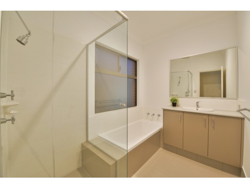 15a Kelly Street, Cloverdale WA 6105