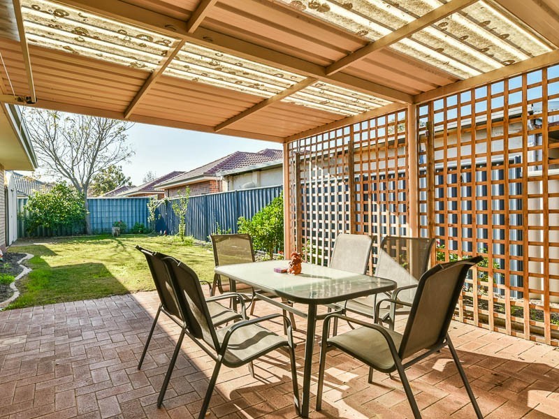 2A Paltridge Avenue, Carlisle WA 6101