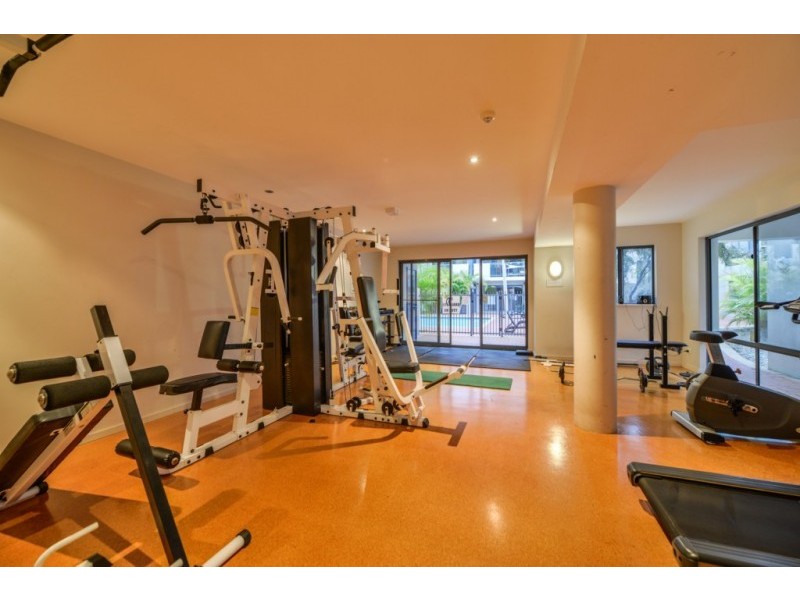 2/11 Tanunda Drive, Rivervale WA 6103