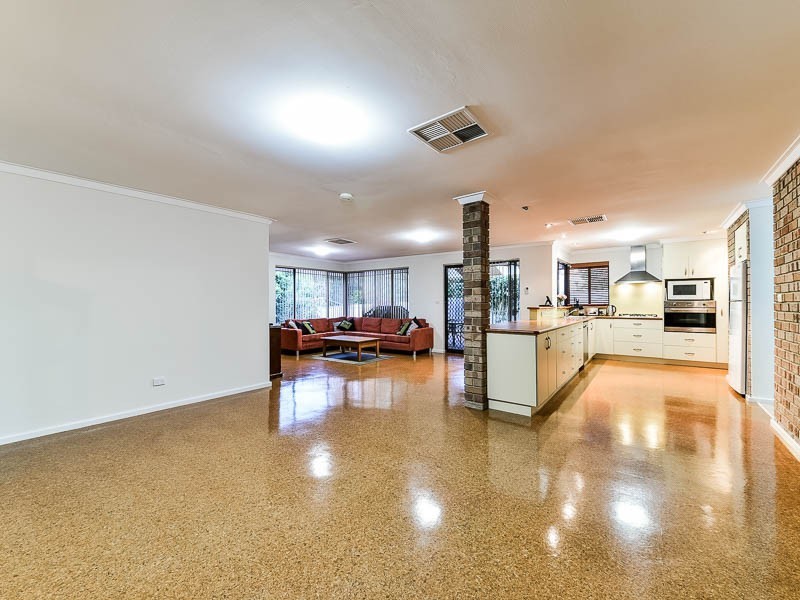 141 Salisbury Road, Swan View WA 6056