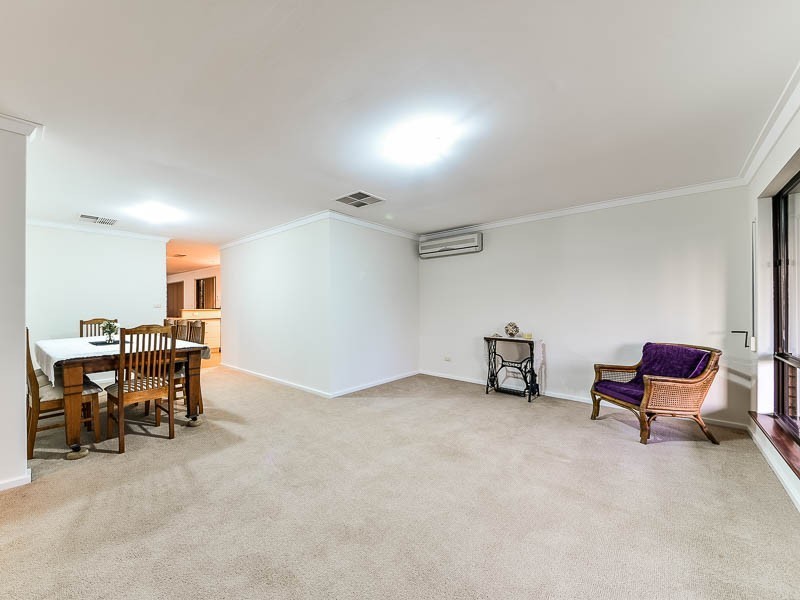 141 Salisbury Road, Swan View WA 6056