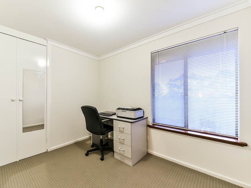 141 Salisbury Road, Swan View WA 6056