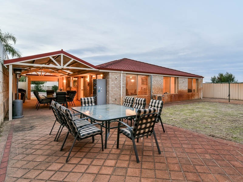 3 Middleham Boulevard, Orelia WA 6167
