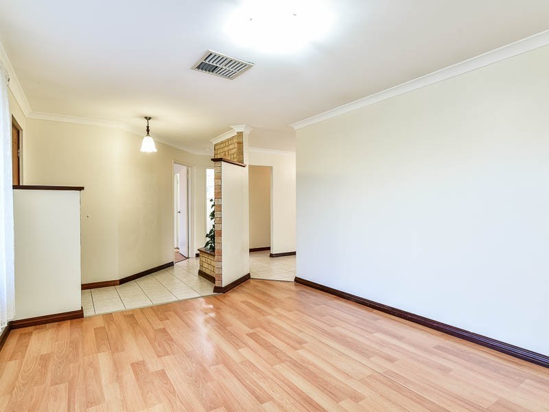 10 Redshank Close, East Cannington WA 6107