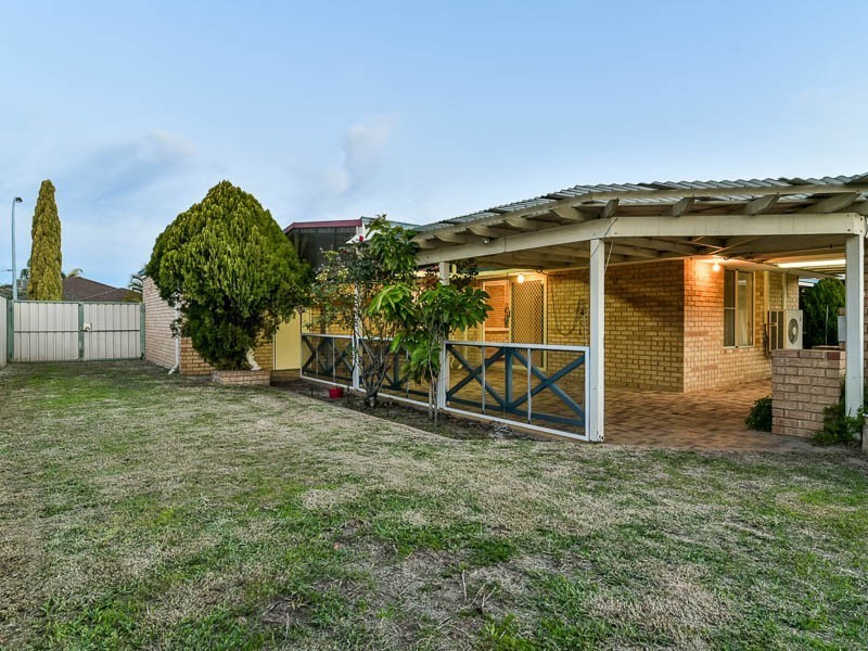 10 Redshank Close, East Cannington WA 6107