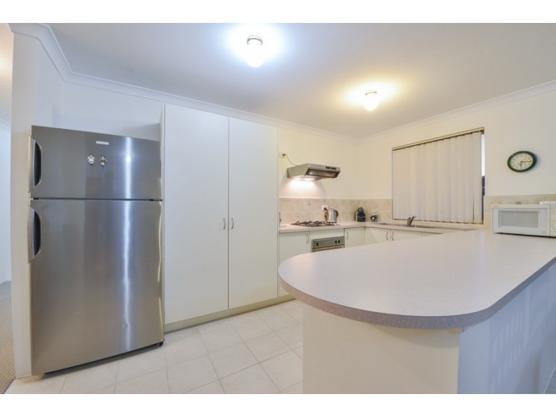 6/128 Wharf Street, Cannington WA 6107