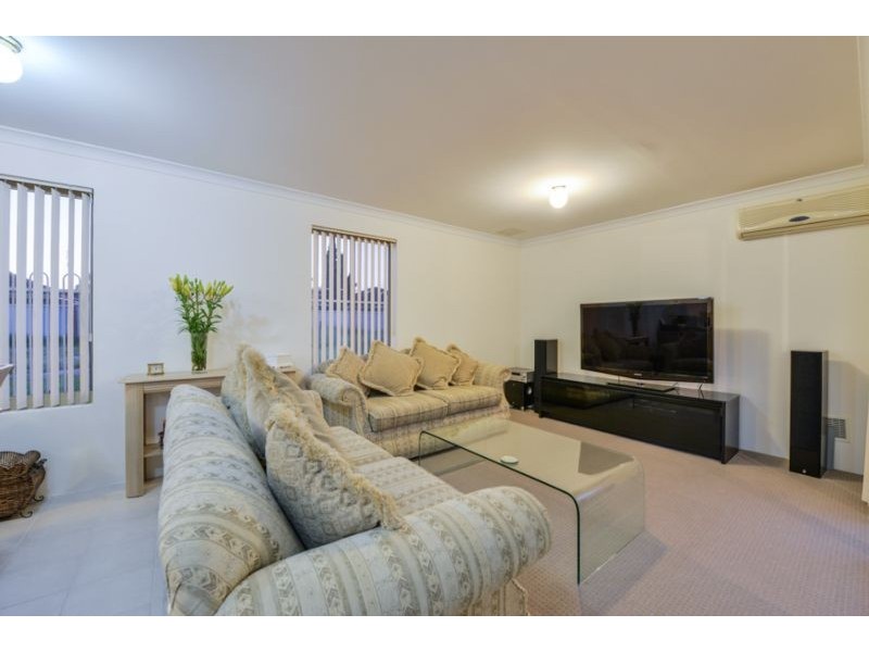 6/128 Wharf Street, Cannington WA 6107