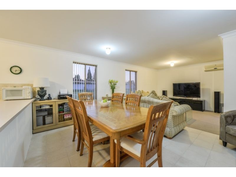 6/128 Wharf Street, Cannington WA 6107