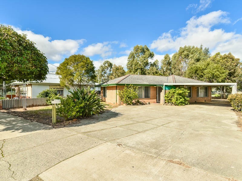 21 Kenwick Rd, Kenwick WA 6107