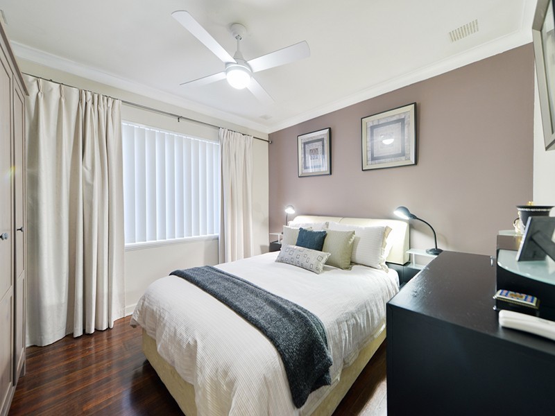 19 Parkhill Way, Wilson WA 6107