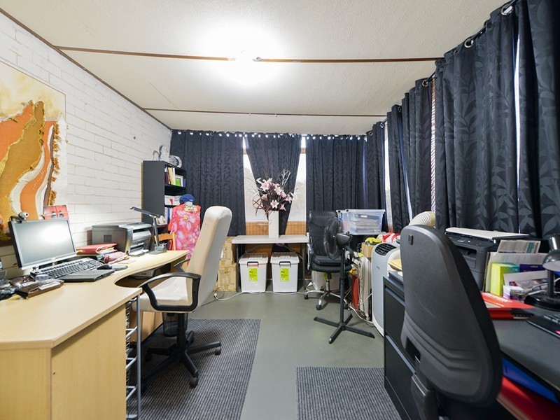 19 Parkhill Way, Wilson WA 6107