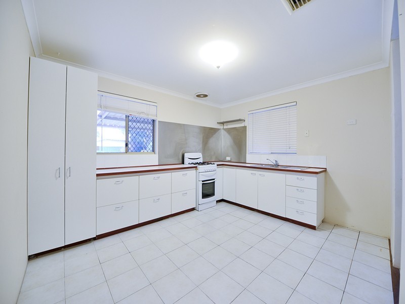 28 Eureka Place, Seville Grove WA 6112