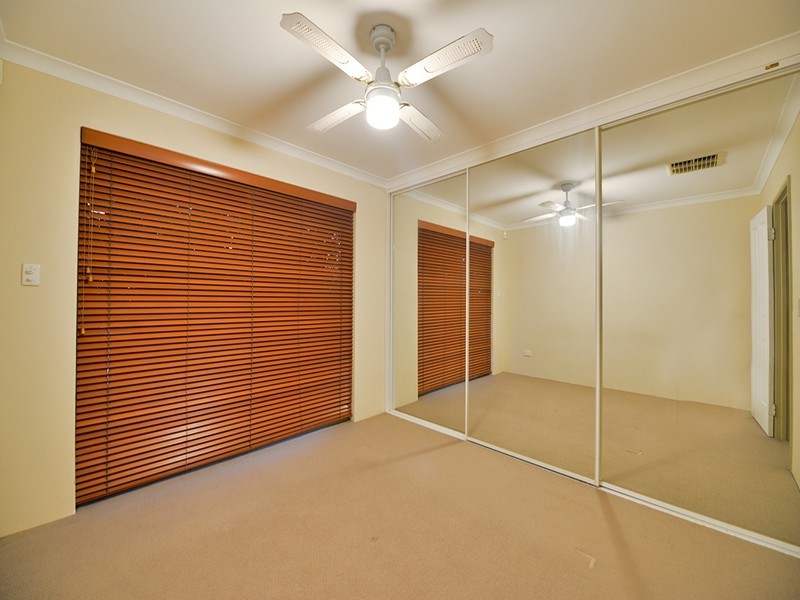 28 Eureka Place, Seville Grove WA 6112