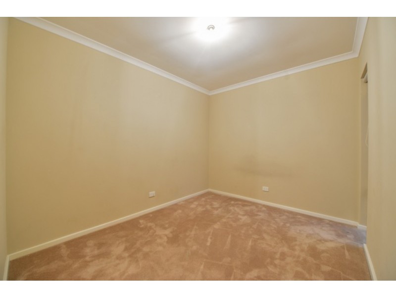 2/5 Oak Street, Cannington WA 6107