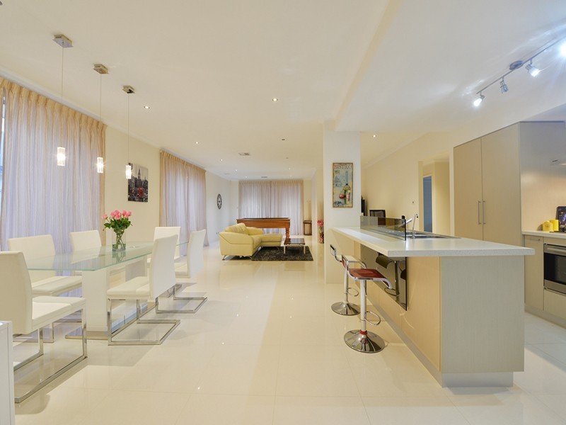 19 Tulip Way, East Cannington WA 6107