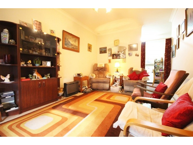 62 Reginald Street, Queens Park WA 6107