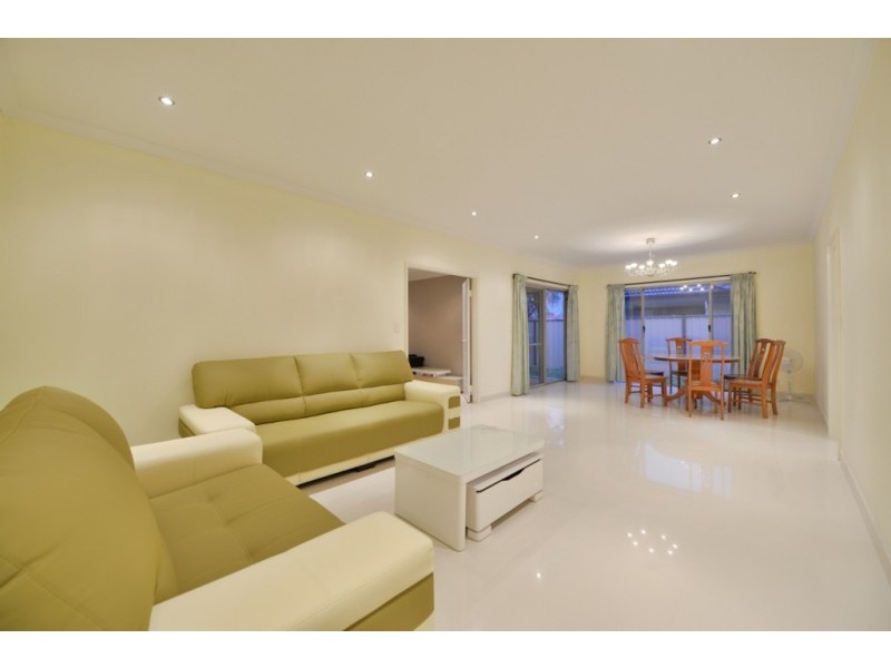 29 Tulip Way, East Cannington WA 6107