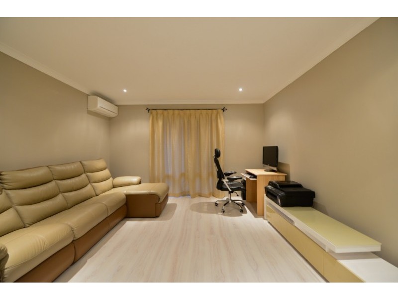 29 Tulip Way, East Cannington WA 6107