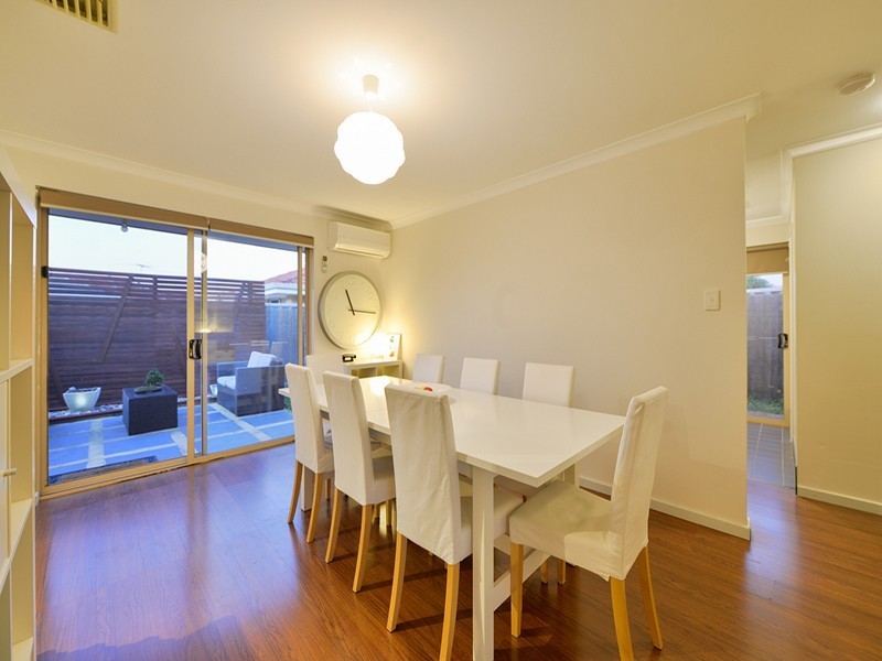 8b Bungaree Road, Wilson WA 6107
