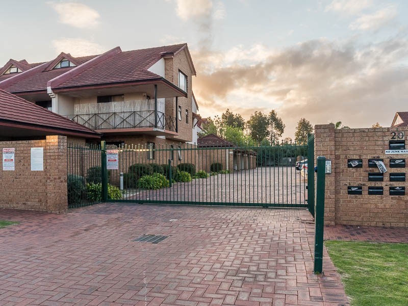 24/20 Gochean, Bentley WA 6102