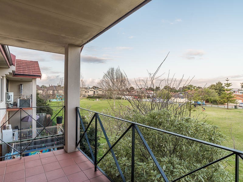 24/20 Gochean, Bentley WA 6102