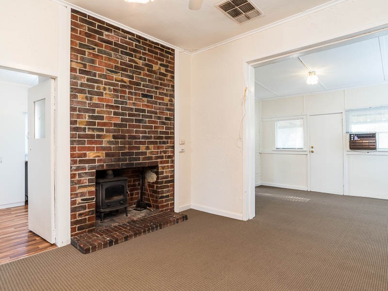 4 Barcombe Way, Gosnells WA 6110