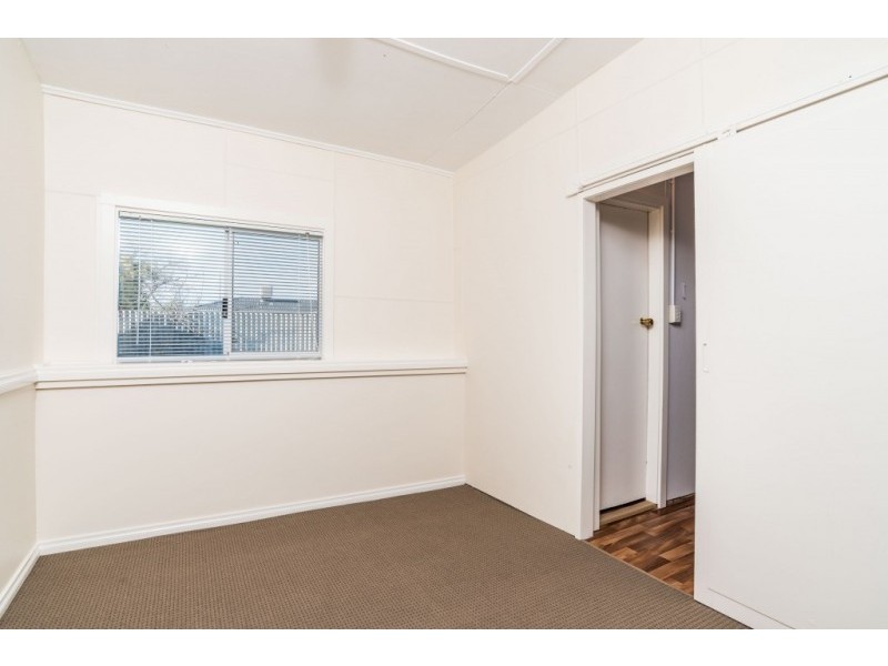 4 Barcombe Way, Gosnells WA 6110