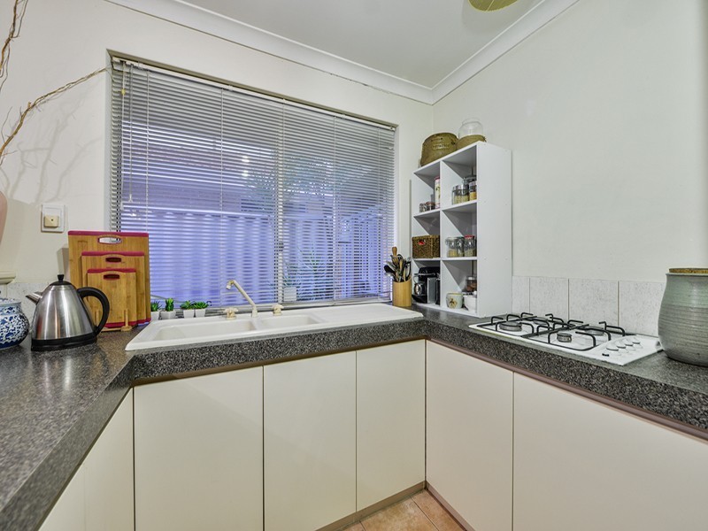 3 Weetman Cove, Cannington WA 6107