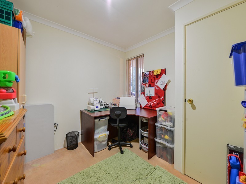 3 Weetman Cove, Cannington WA 6107