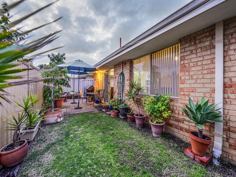 3 Weetman Cove, Cannington WA 6107