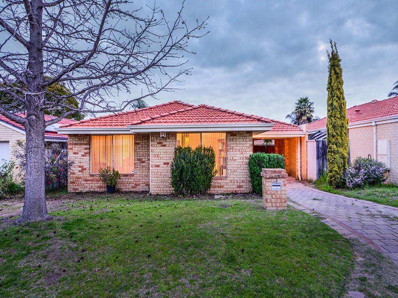 3 Weetman Cove, Cannington WA 6107