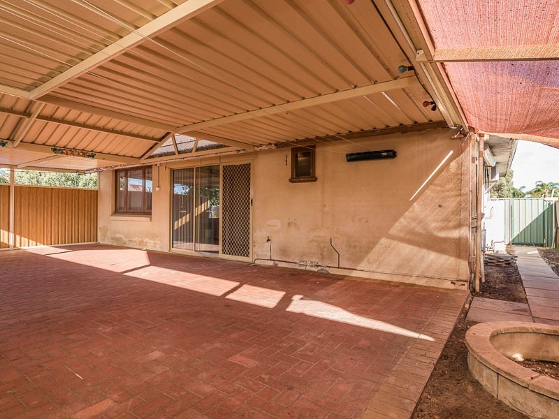 5 Temby, Beckenham WA 6107