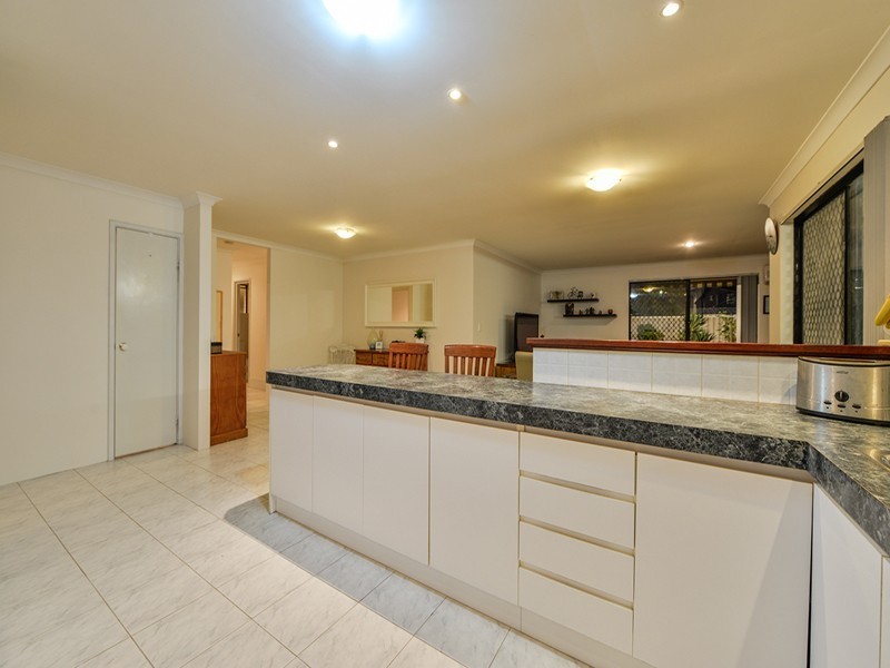 6 Adana Elbow, Kenwick WA 6107