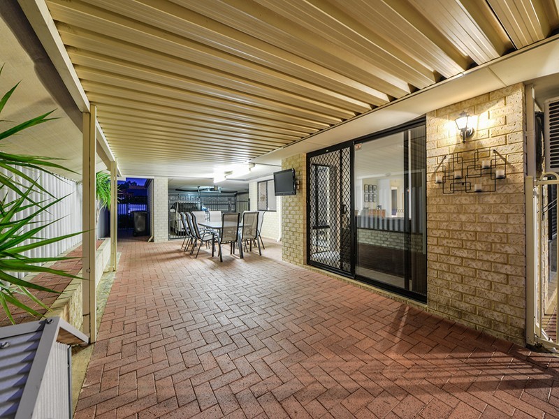 6 Adana Elbow, Kenwick WA 6107