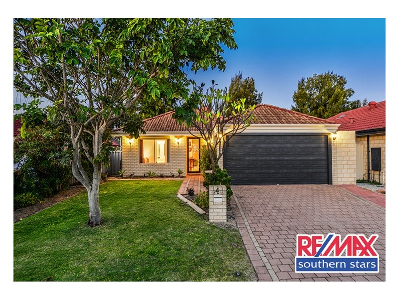 4 Amarina Close, Kenwick WA 6107
