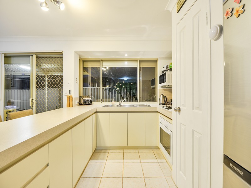 4 Amarina Close, Kenwick WA 6107