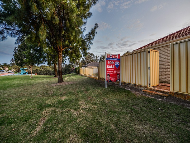 4 Amarina Close, Kenwick WA 6107